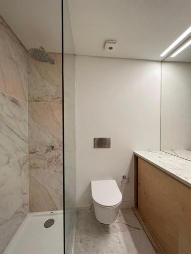 Central Bedroom In Shared House In Chiado - Historic Center Of Lissabon Exterior foto